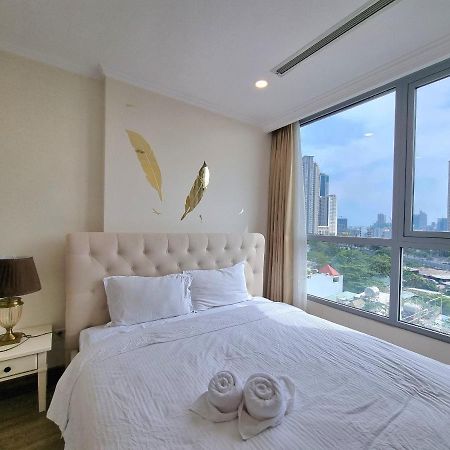 Enay Apartment - Vinhomes Central Park - Landmark Ho Şi Min Dış mekan fotoğraf